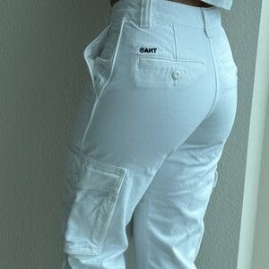 Aritzia TNA Women’s White Cargo Pants jeans